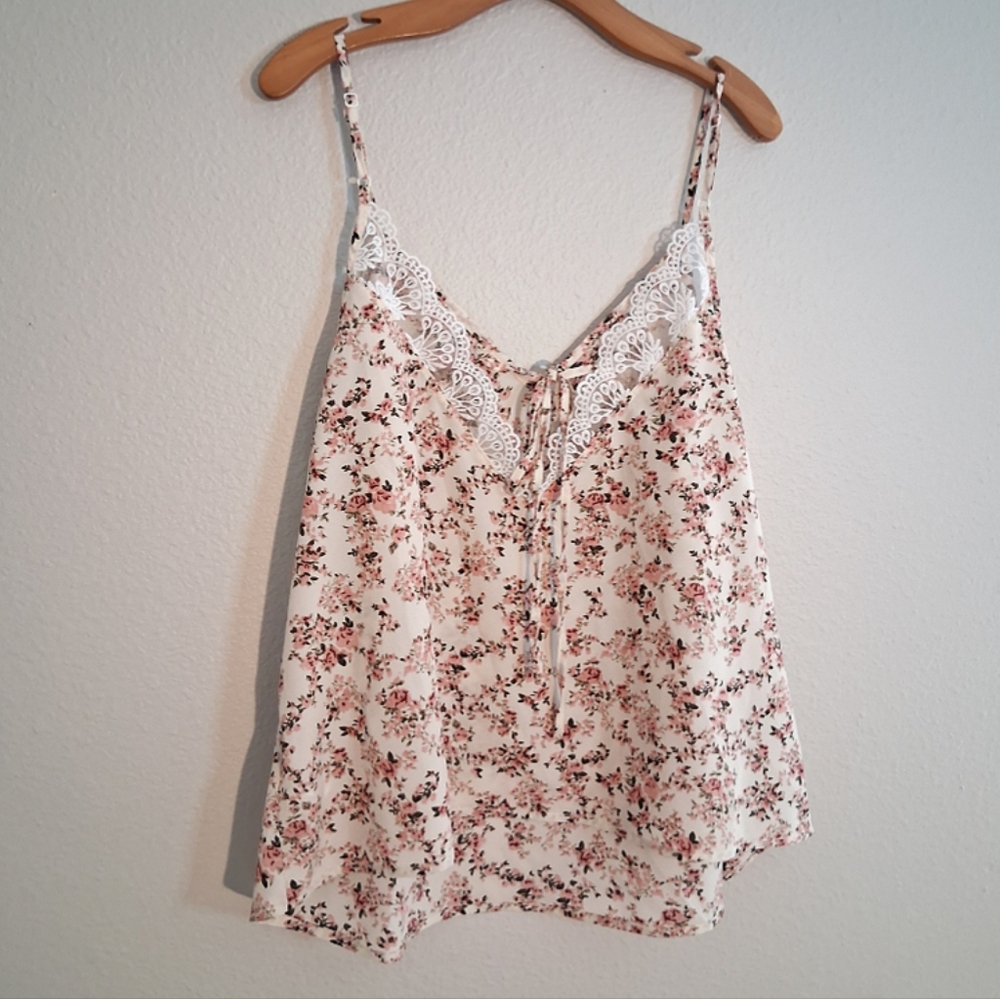 SHEIN Cream Floral Lace Trim Cami Tank Top